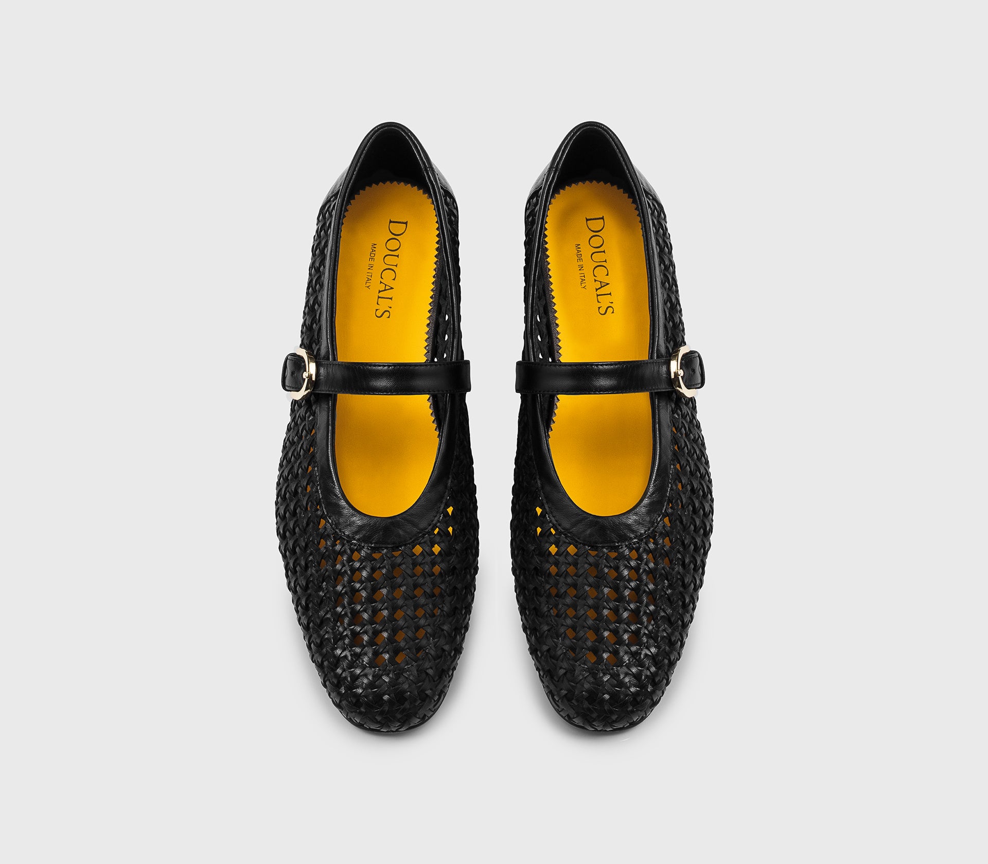 DD8778MAENUZ246NN00 - Ballerina con cinturino in pelle nera