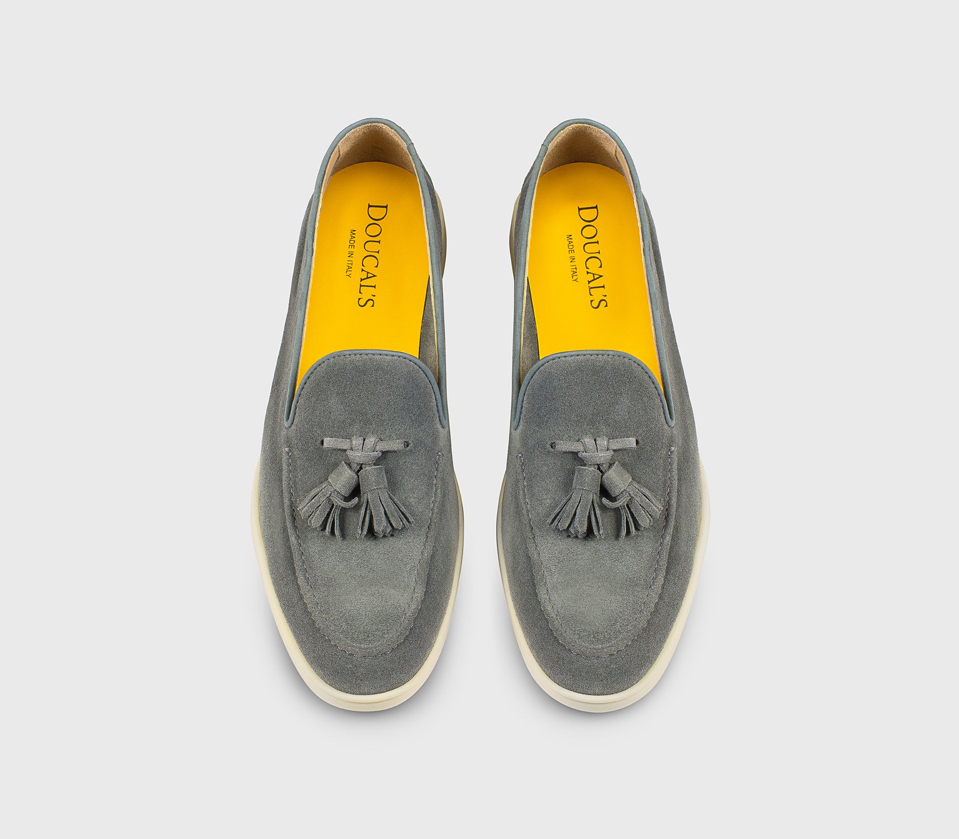 DD8896JOANUY229GN46 - Mocassino con nappine in suede grigio "storm"