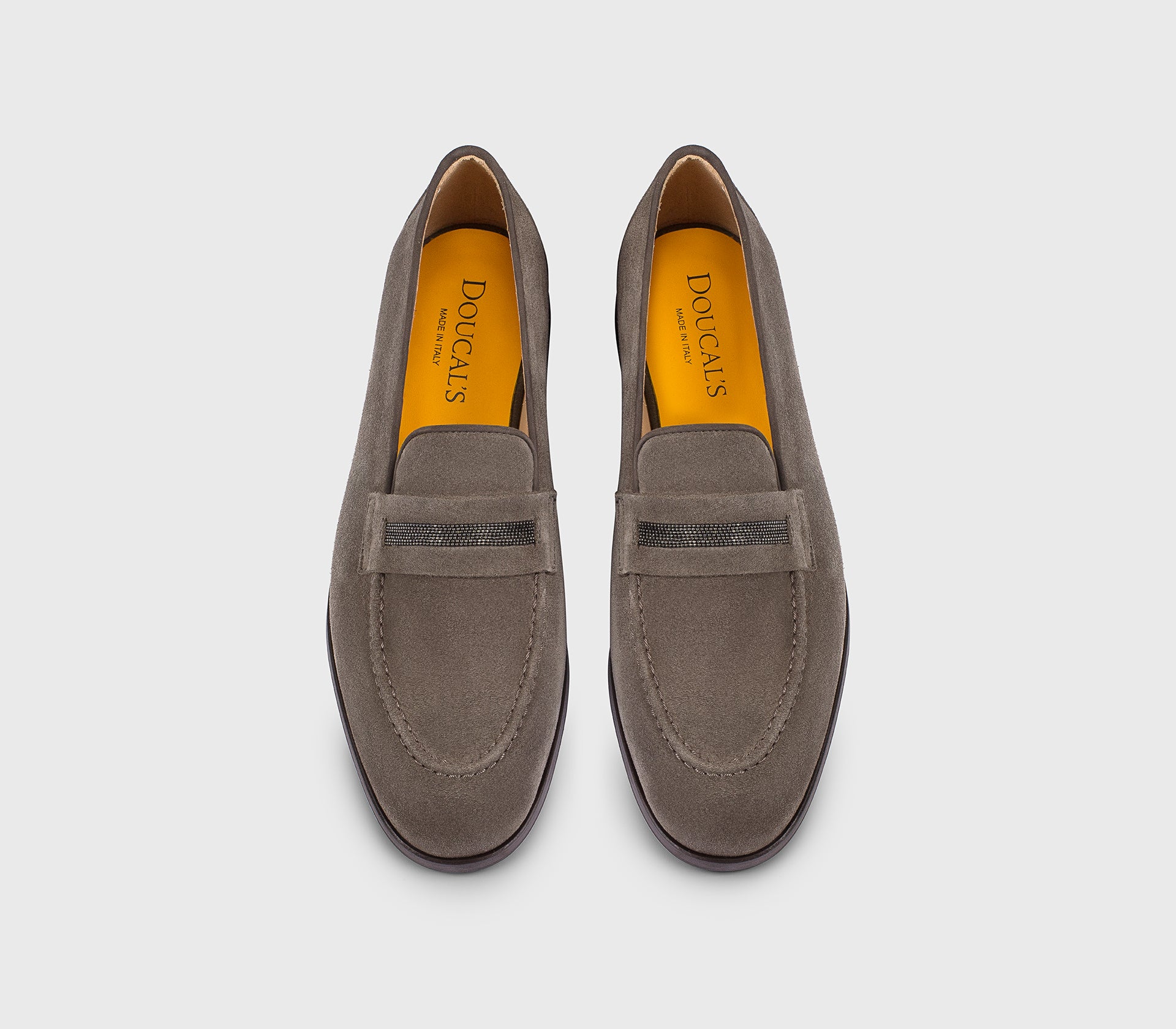 DD8944ELEAUF252TM39 - Mocassino con micro borchie in suede espresso