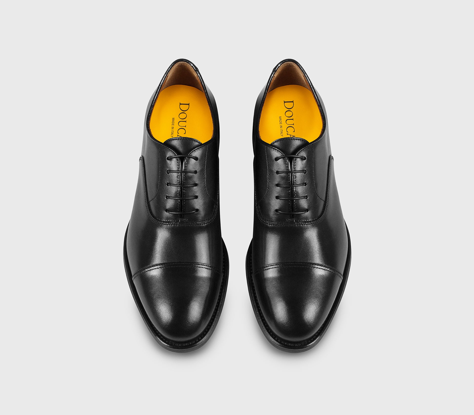 DU1002ORVXUF259NN00 - Stringata oxford in pelle nera