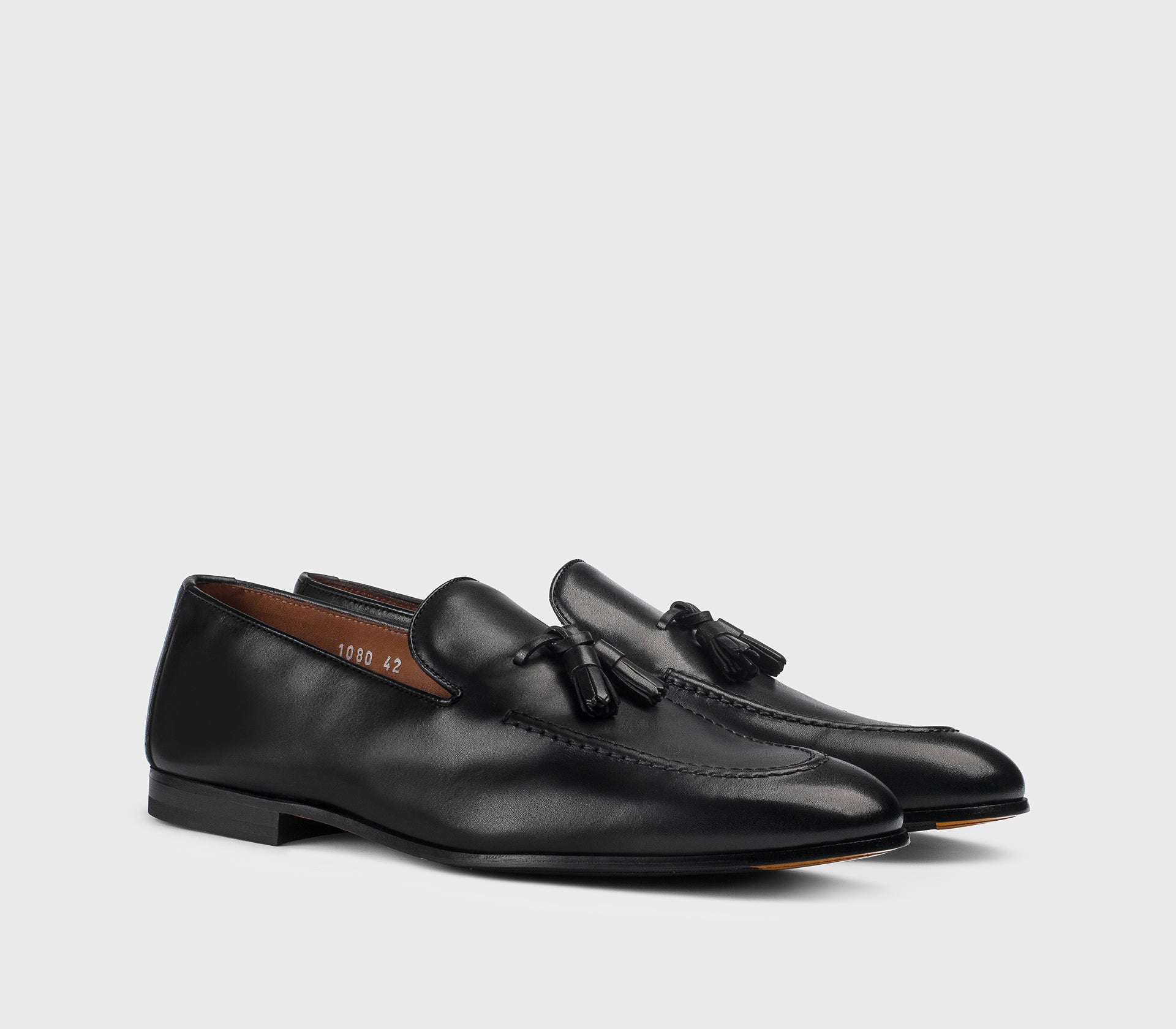 DU1080PANNUF159NN00 - Mocassino con nappine in pelle nero