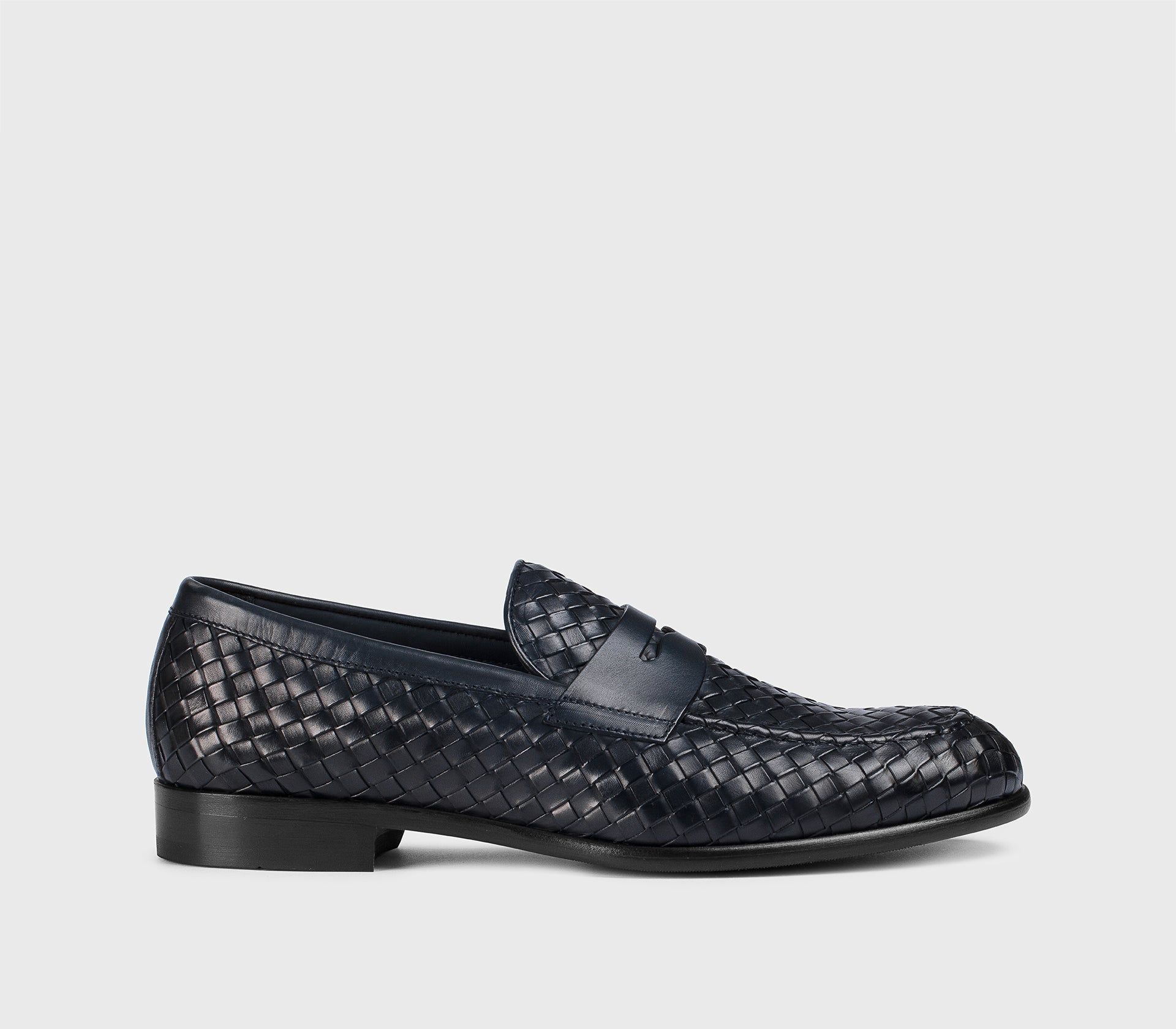 DU3266STRAUY195NB00 - Mocassino in pelle intrecciata blu