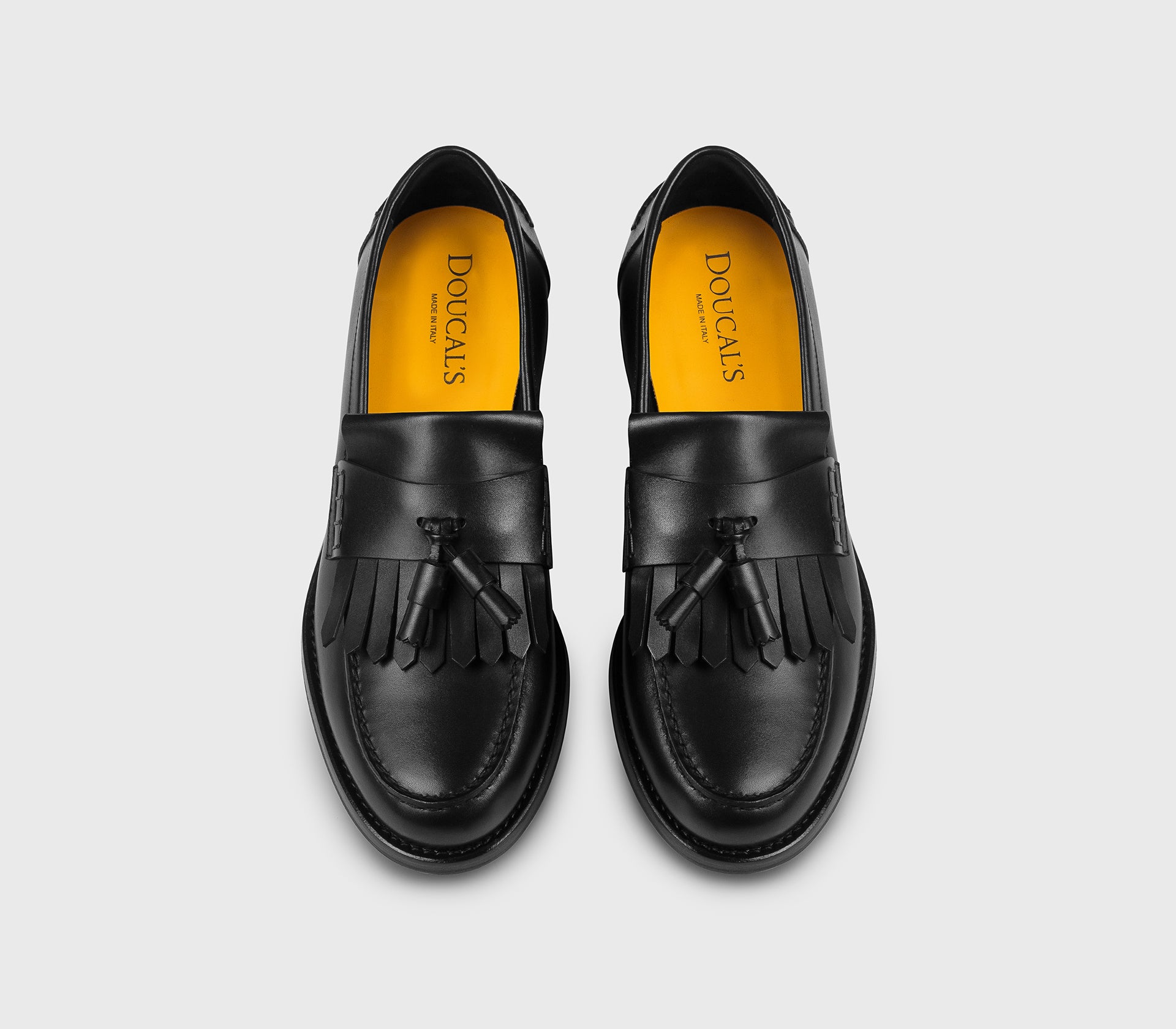 DU3498BRANUF159NN00 - Mocassino con nappine e frangia in pelle nero