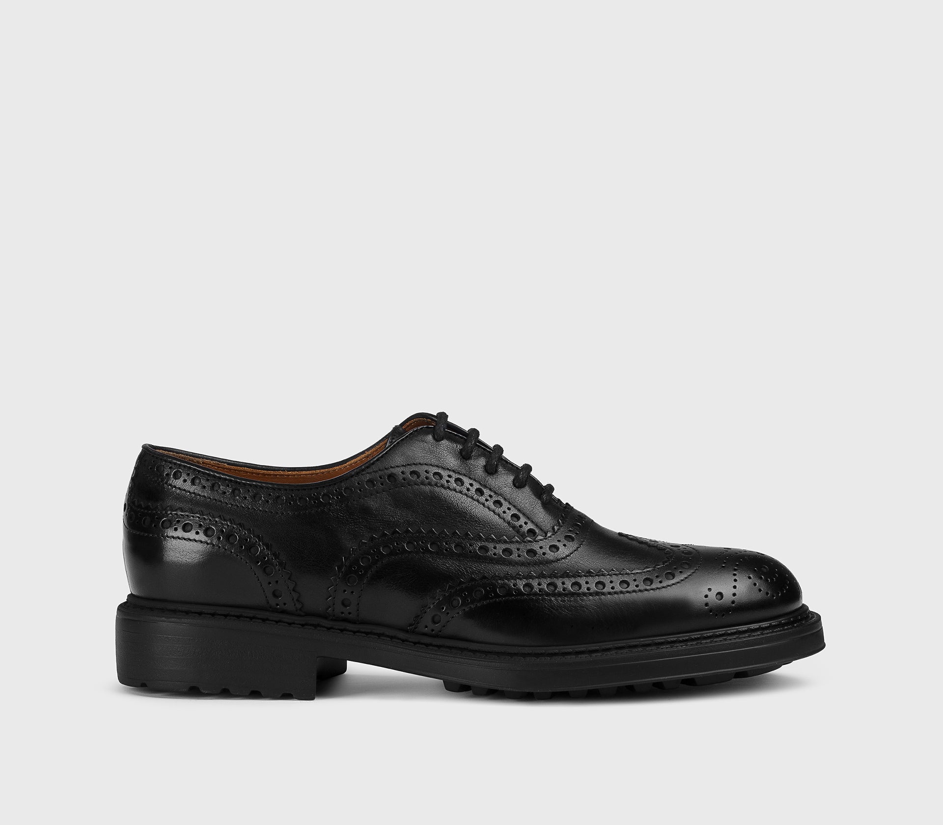DU3500HENRUF188NN00 - Stringata coda di rondine brogue in pelle nera