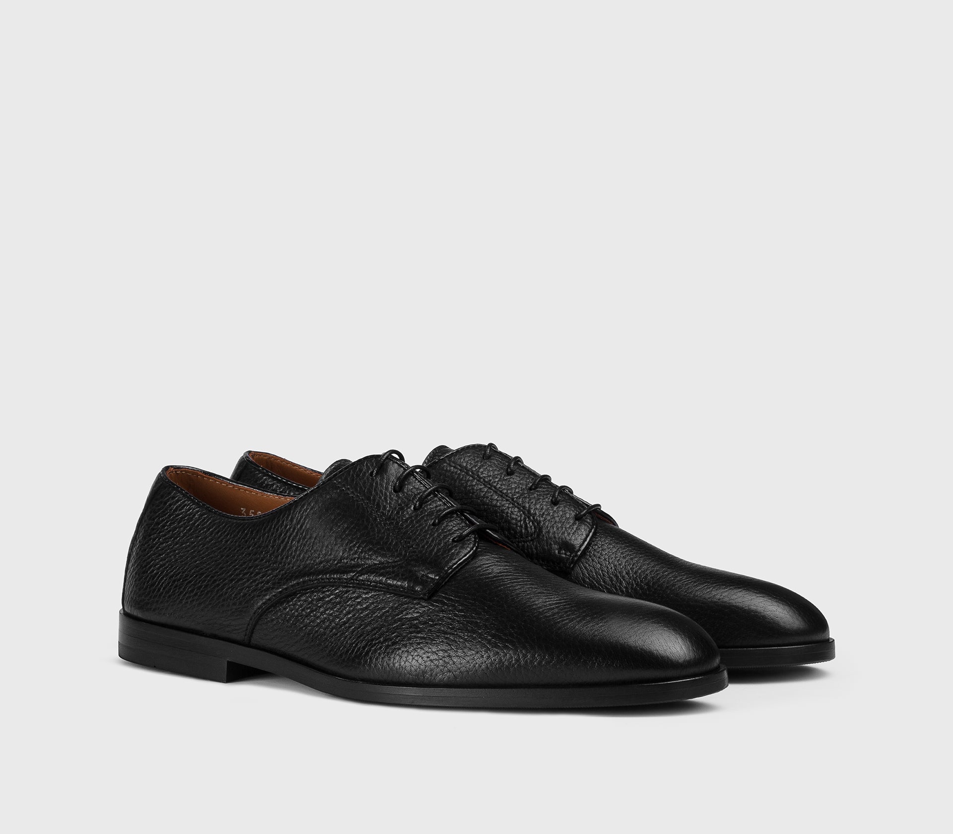 DU3592STREUF054NN00 - Stringata derby in pelle di cervo nera