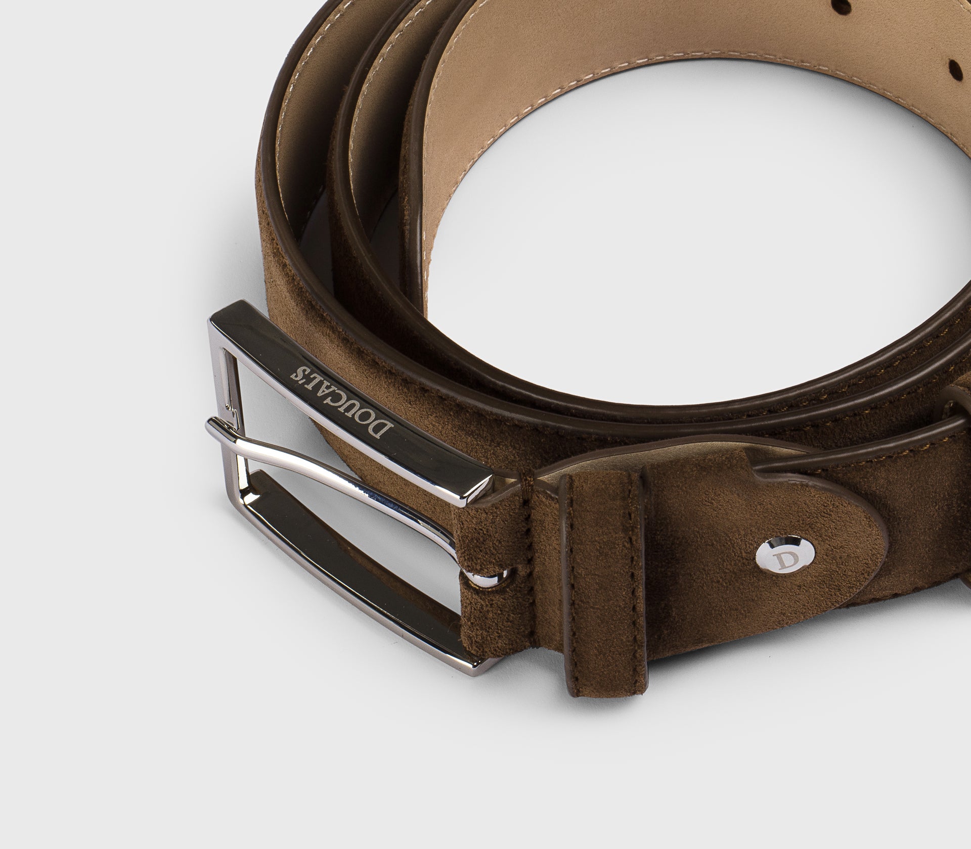 Havana-coloured adjustable suede belt