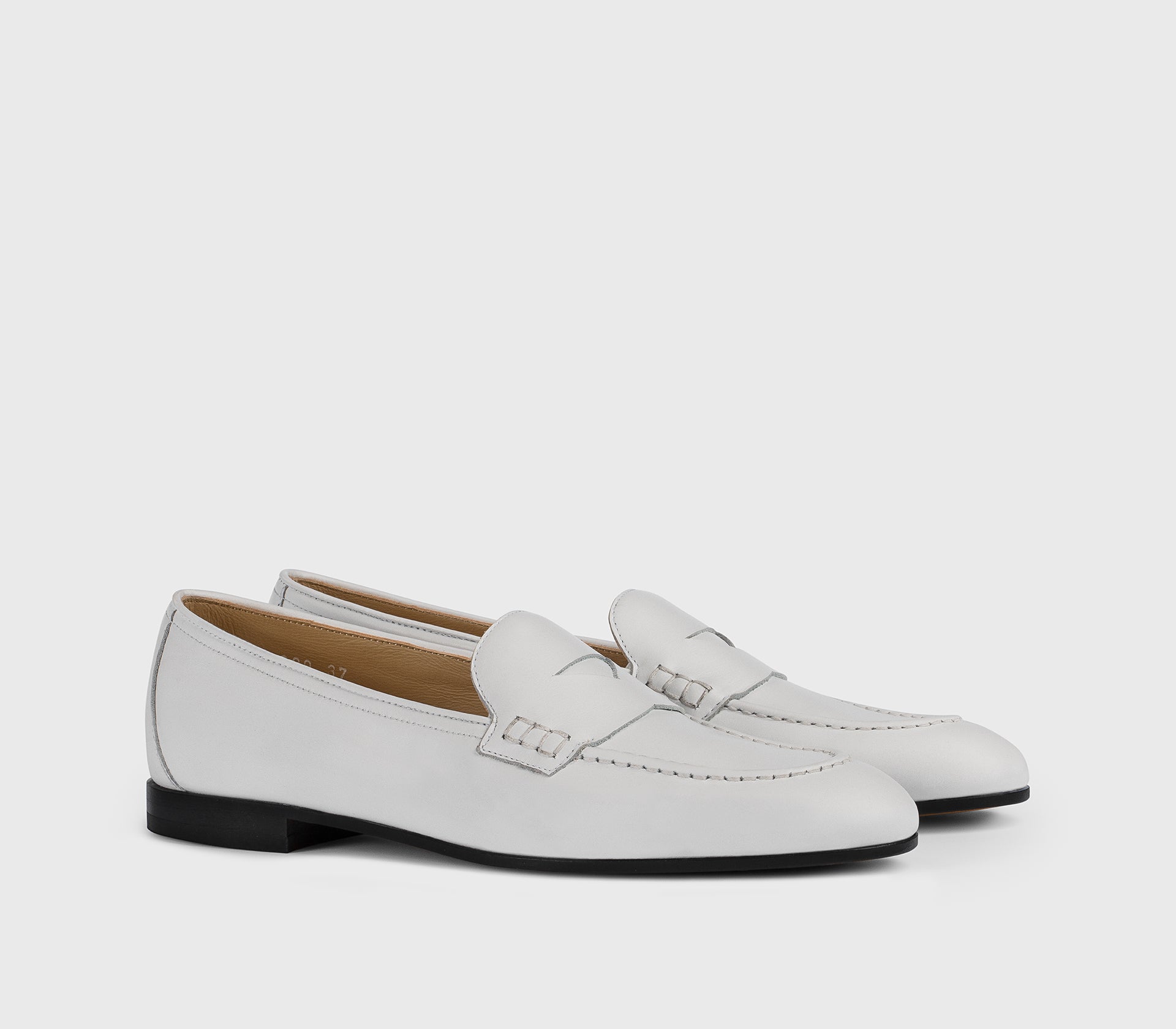 DD8690MEGNUF214NW00 - Mocassino in pelle bianco