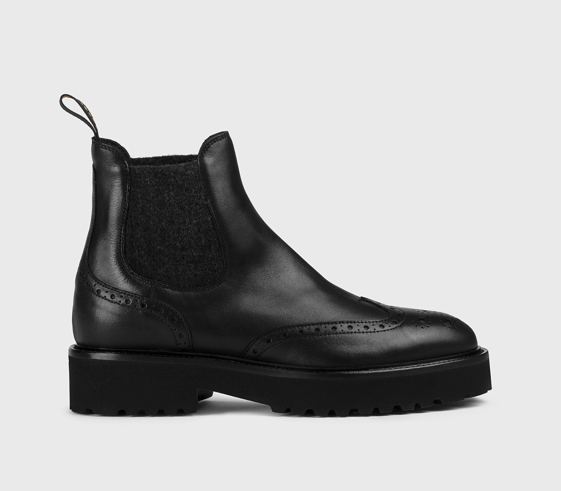 DD8851PHILUF289NN00 - Stivaletto coda di rondine in pelle nero