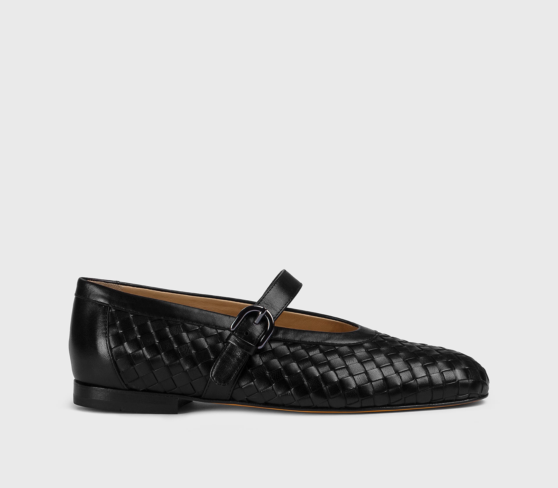 DD8857MAENUF217NN00 - Ballerina con cinturino in pelle nera