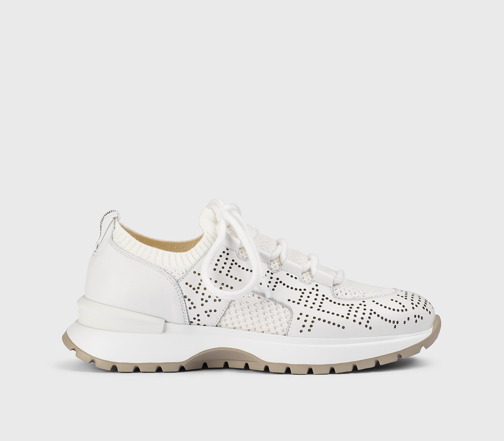 DD8898WHINPZ850SW00 - Sneaker in tessuto tecnico e pelle traforata bianca