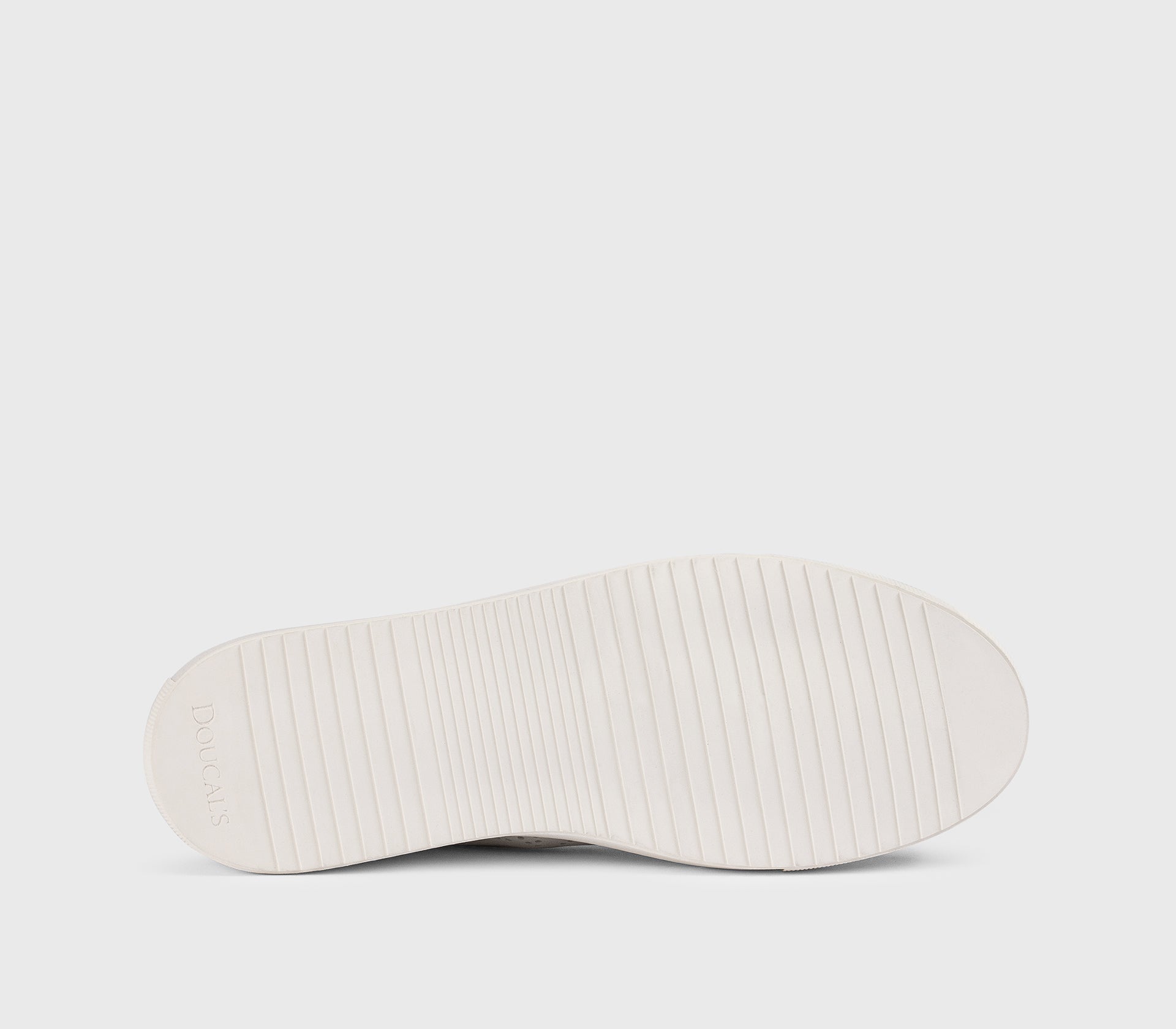 Sneaker in white perforated leather