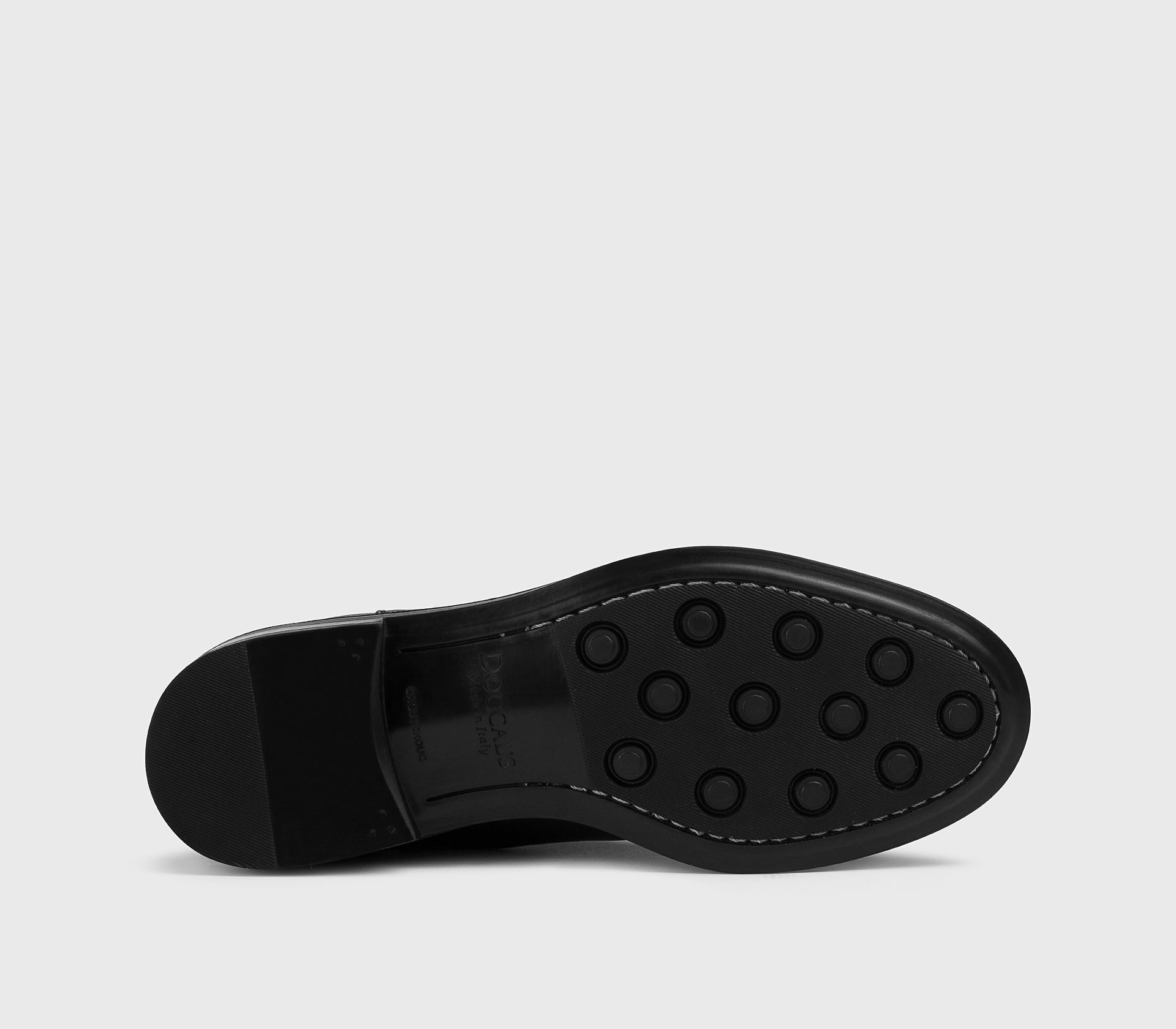Ботинки из кожи в черном цвете