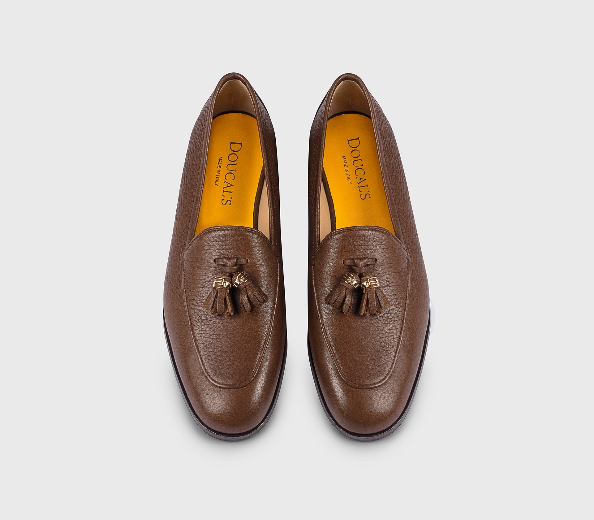 DD8943ELEAUF054TM04 - Mocassino con nappine in pelle di daino marrone