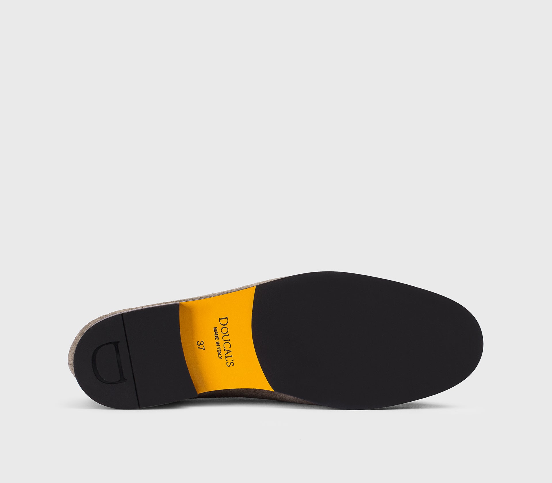 Espresso-coloured suede loafer with tassels