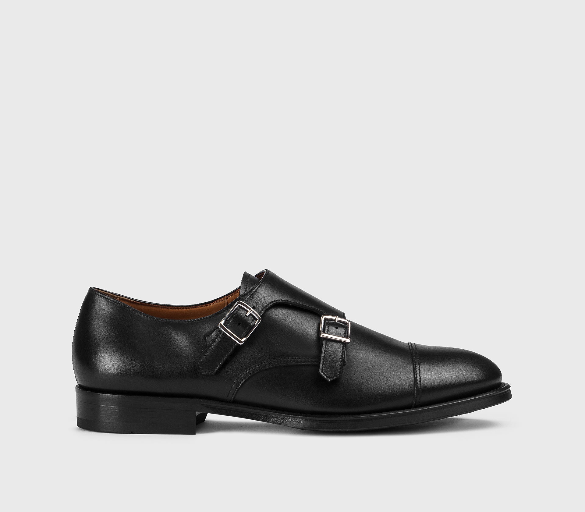 DU1025ORVXUF259NN00 - Doppia fibbia in pelle nera