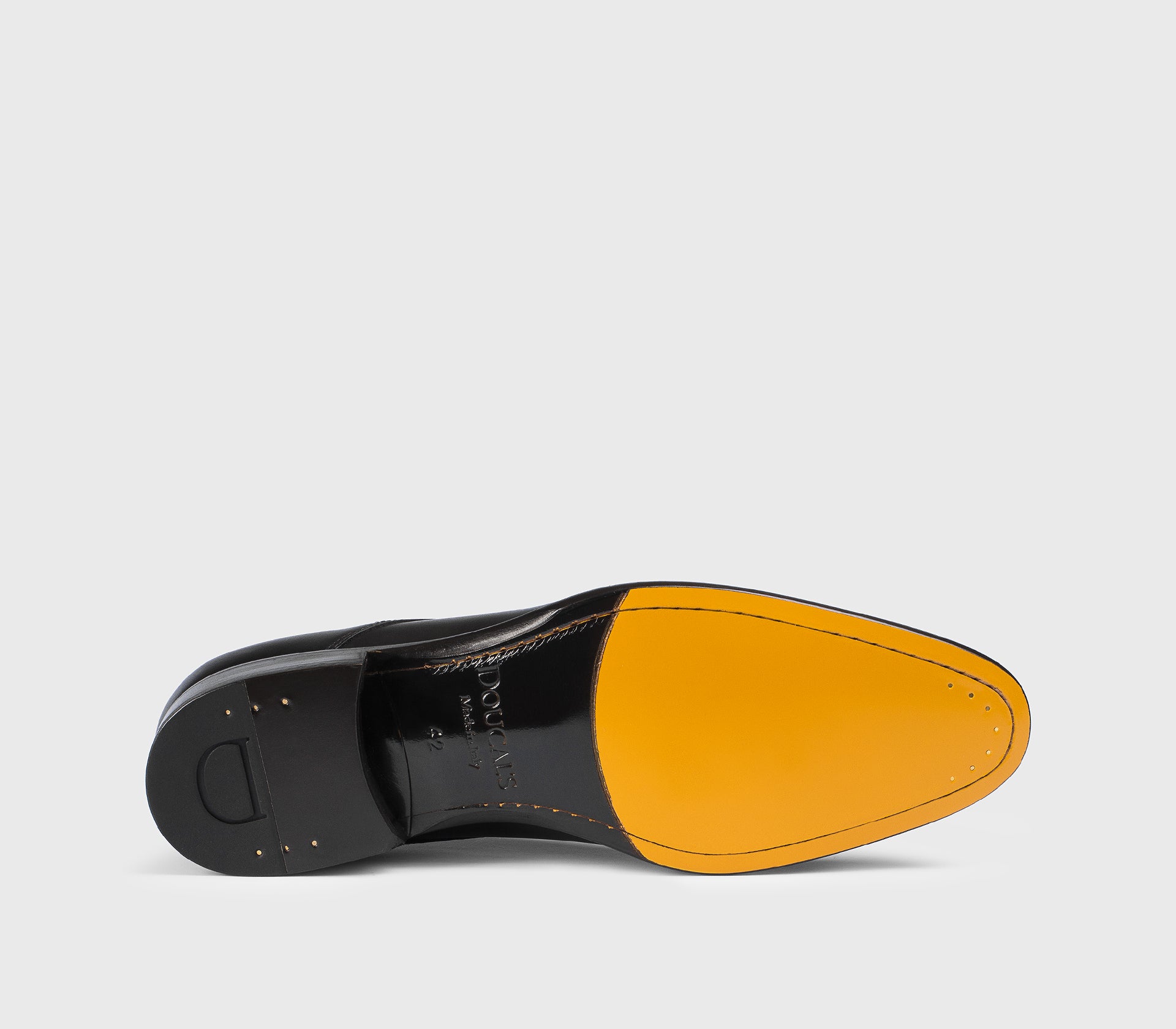 Chaussure à lacets en cuir brun foncé