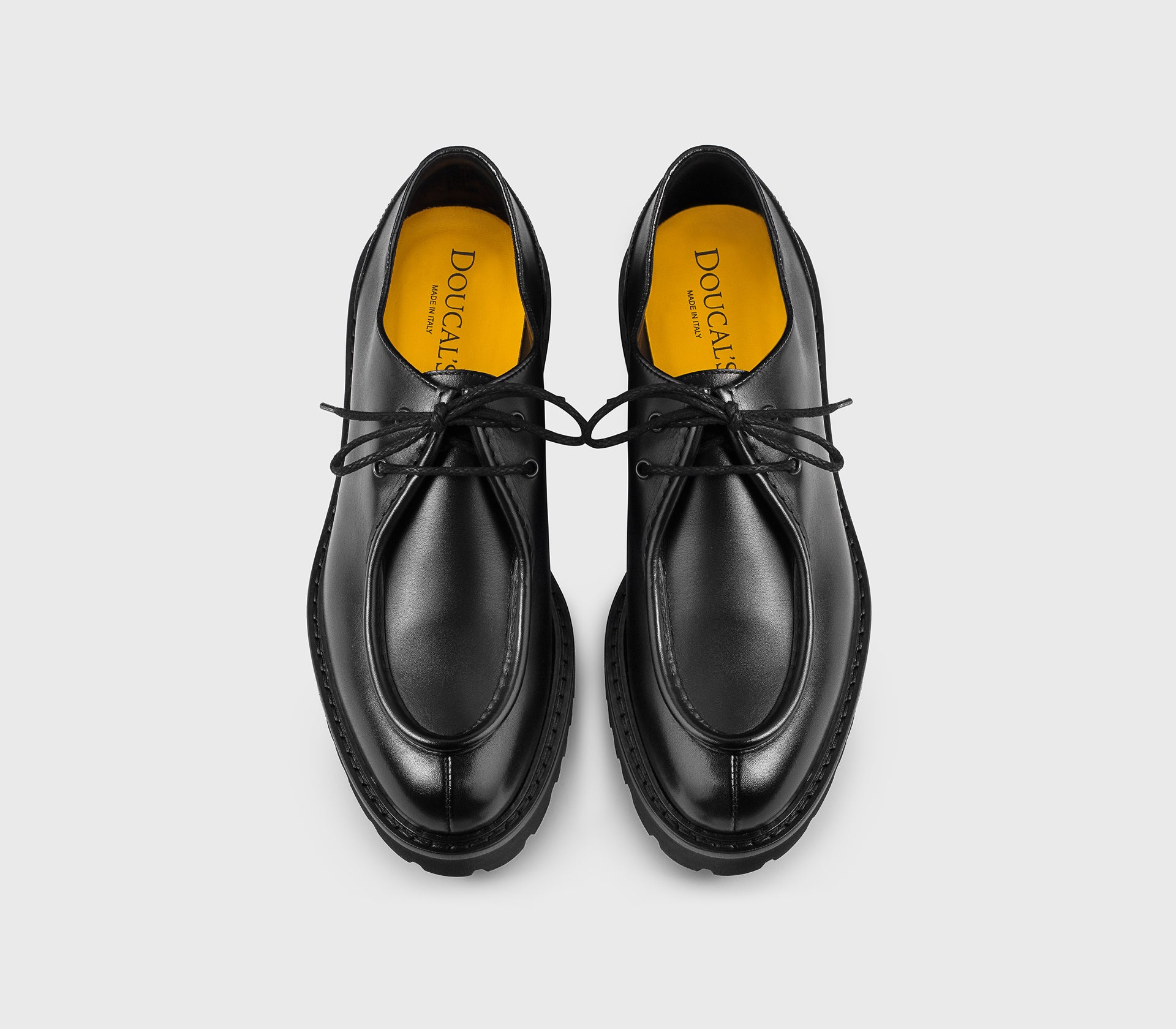 DU2737PHILUF159NN00 - Stringata a due fori in pelle nera