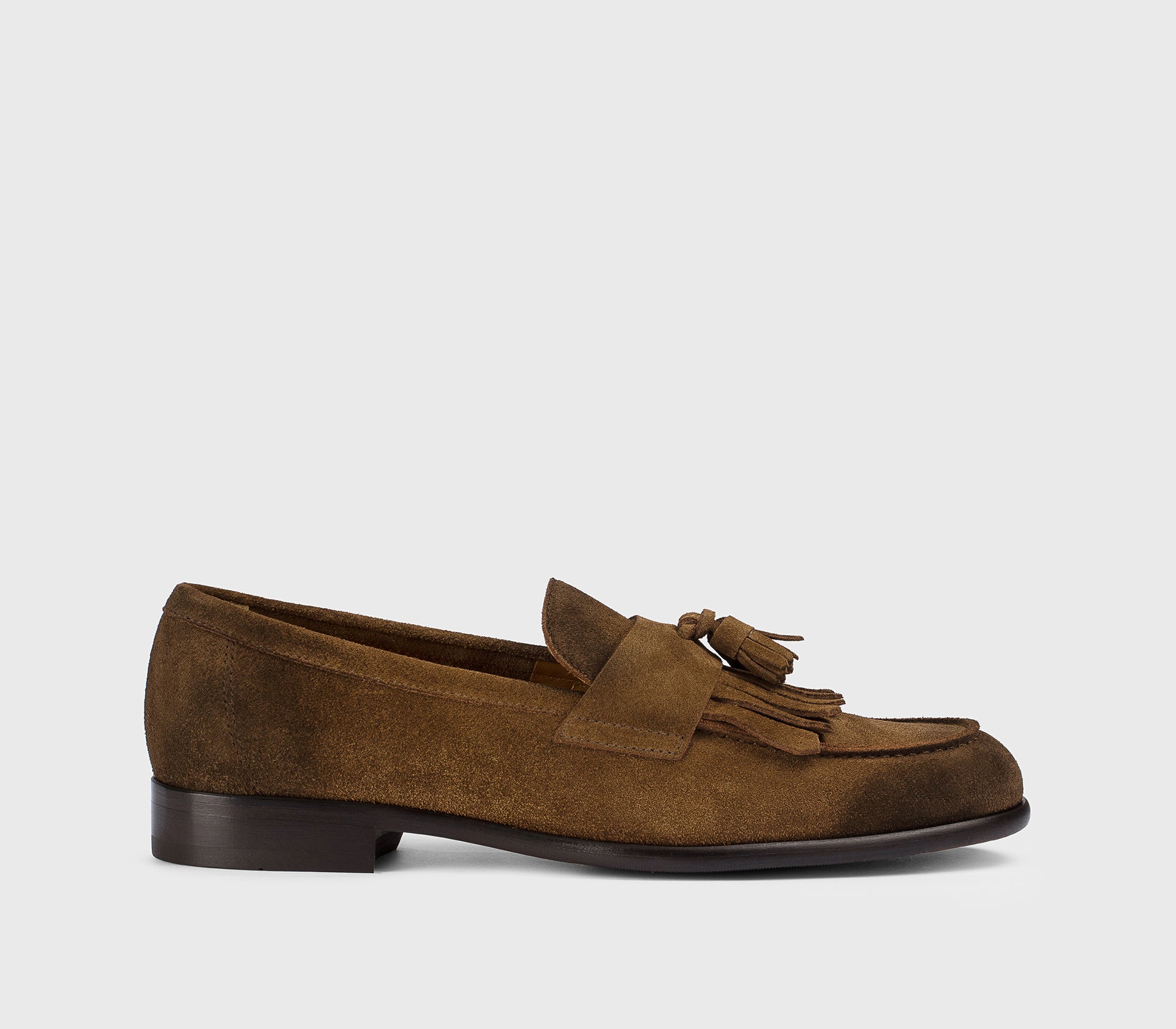 DU3399STRAUY260TM01 - Mocassino con nappine e frangia in suede marrone "snuff"
