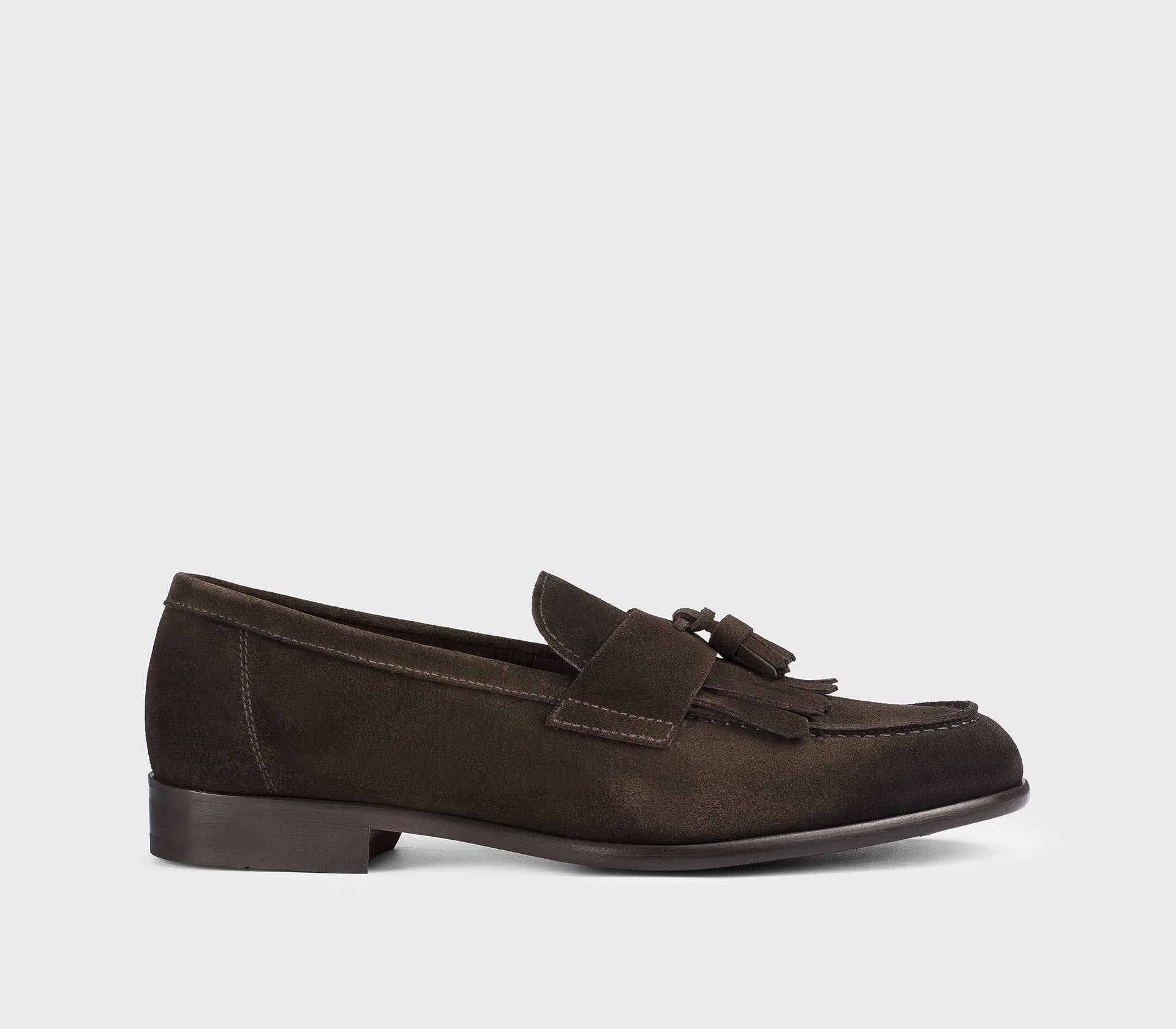 DU3399STRAUY260TM23 - Mocassino con nappine e frangia in suede marrone "terre"