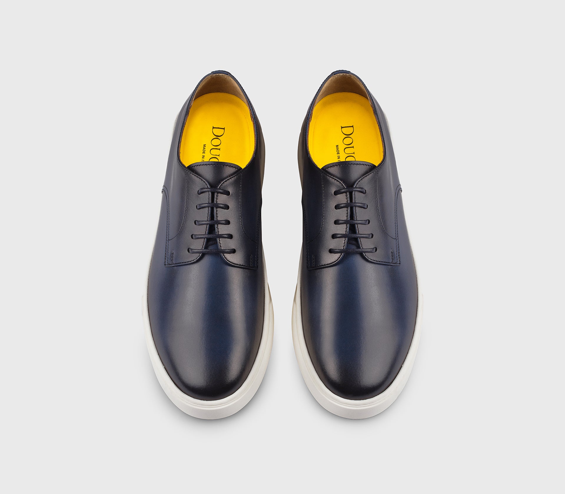 DU3549STEVUY159EB28 - Stringata in pelle blu "indigo"